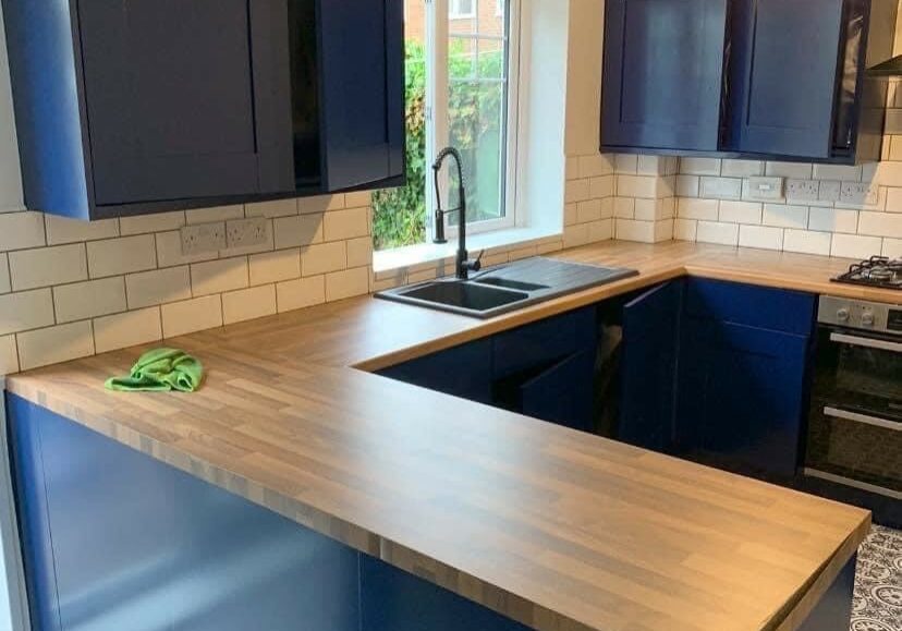 Contemporary kitchen transformed with cabinet spraying